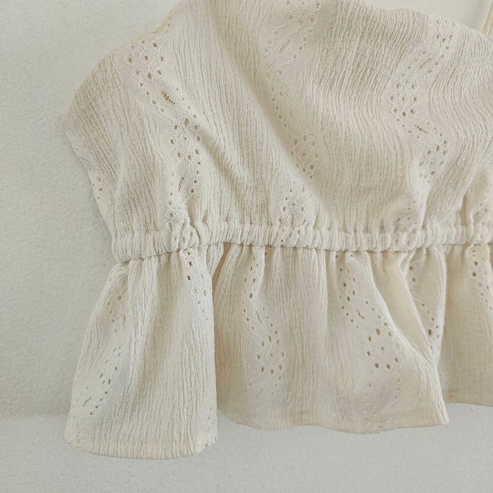 Ardene Crop Top L Womens Cream Eyelet Peplum Cottage Coastal Coquette Boho Beach - Picture 4 of 9